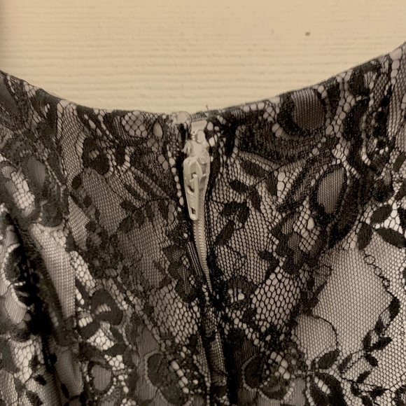 NWT| 2-Piece Alfred Angelo Black Lace Set | Size 0 - Picture 8 of 12